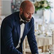 Hai tutti gli strumenti necessari per avventurarti nel settore eventi? 
Ho scelto di supportare persone che desiderano cambiare lavoro o diventare liberi professionisti del settore con un pacchetto che li guidi verso scelte e valutazioni obiettive.